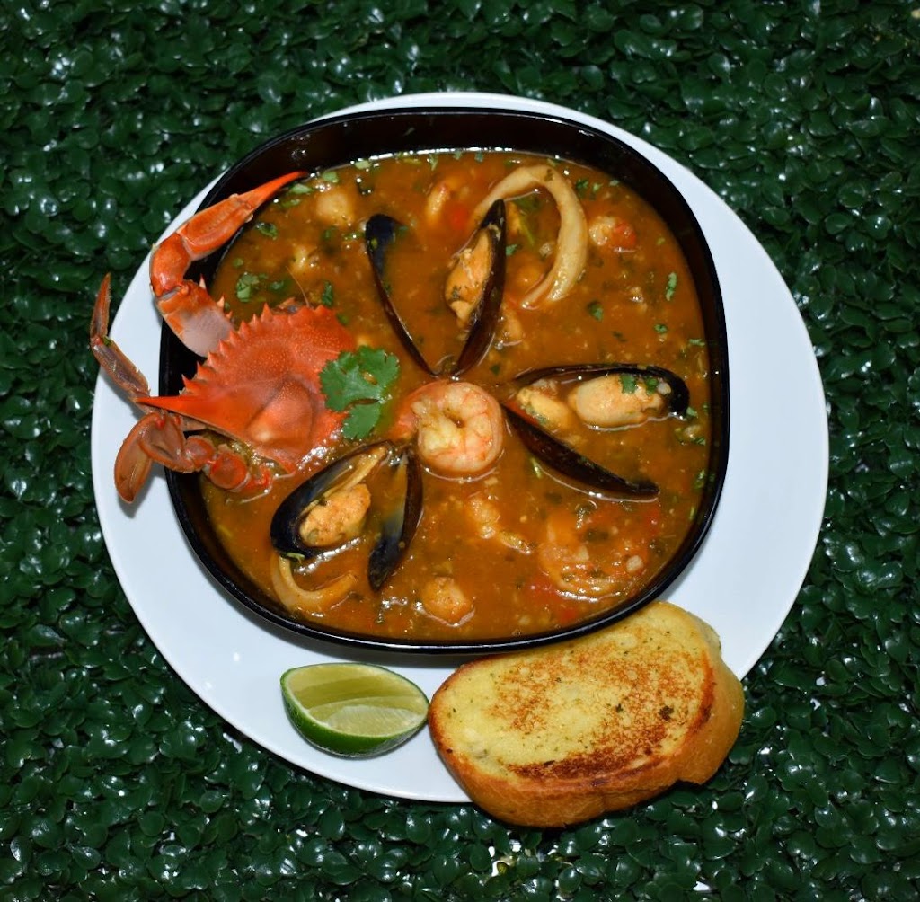 Hello Caribbean | restaurant | 3 Hebron Station Cir suite 200, Lewisville, TX 75057, USA | 9724100367 OR +1 972-410-0367