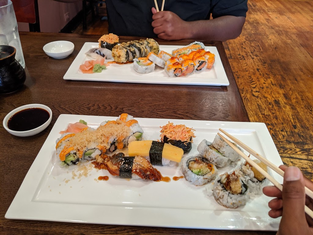 Sushi Para M | restaurant | 1633 N Milwaukee Ave, Chicago, IL 60647, USA | 7732526828 OR +1 773-252-6828