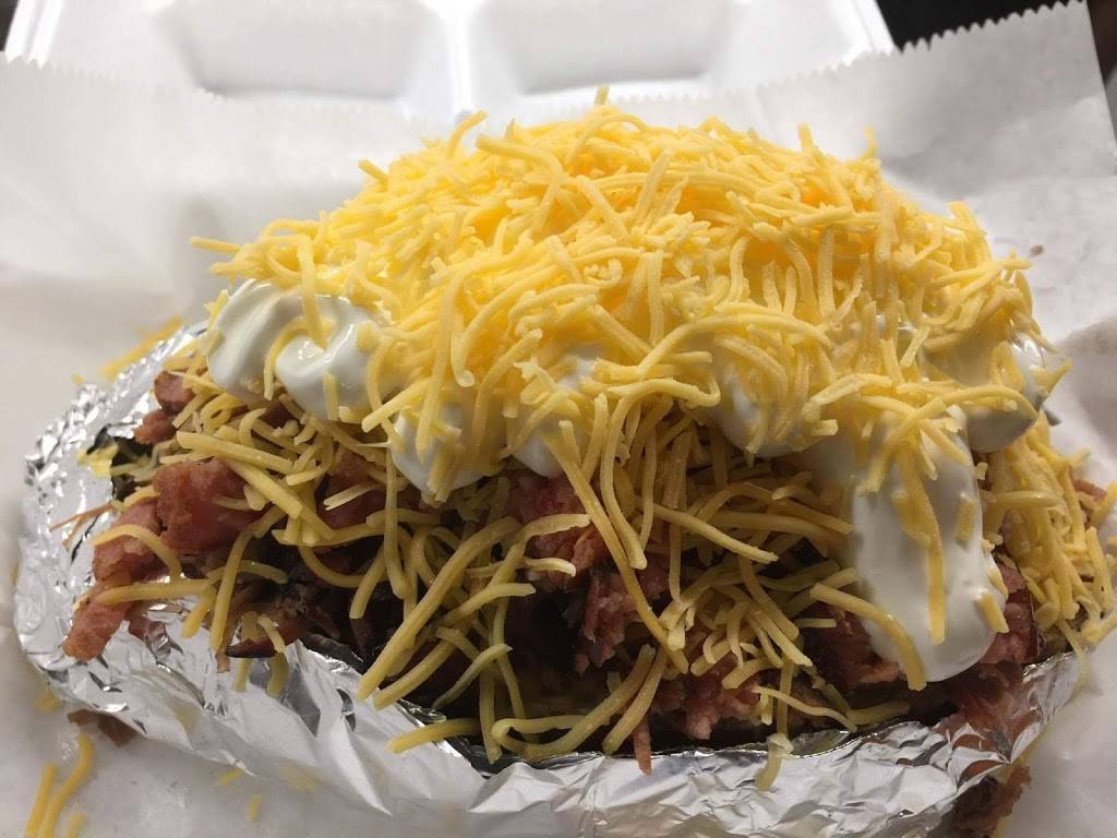 Ray & Wade East Texas BBQ | restaurant | 610 South Georgia Street, PO 171, Troup, TX 75789, USA | 9038422141 OR +1 903-842-2141