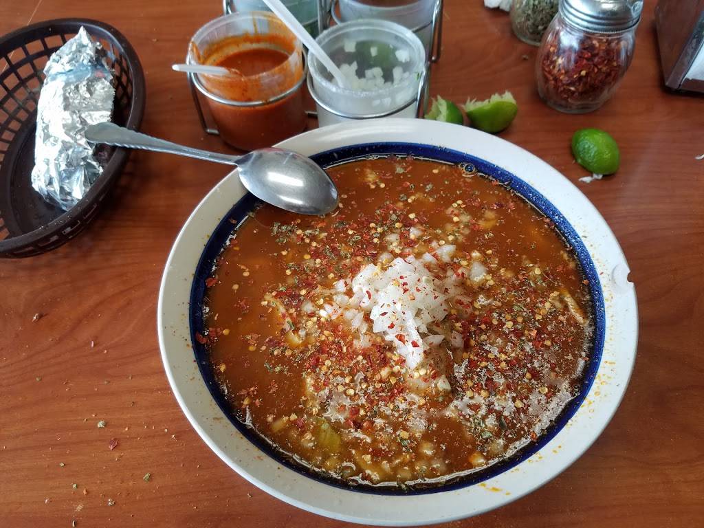 Tacos El Tapatio | restaurant | 10911 Atlantic Ave, Lynwood, CA 90262, USA | 3106354950 OR +1 310-635-4950