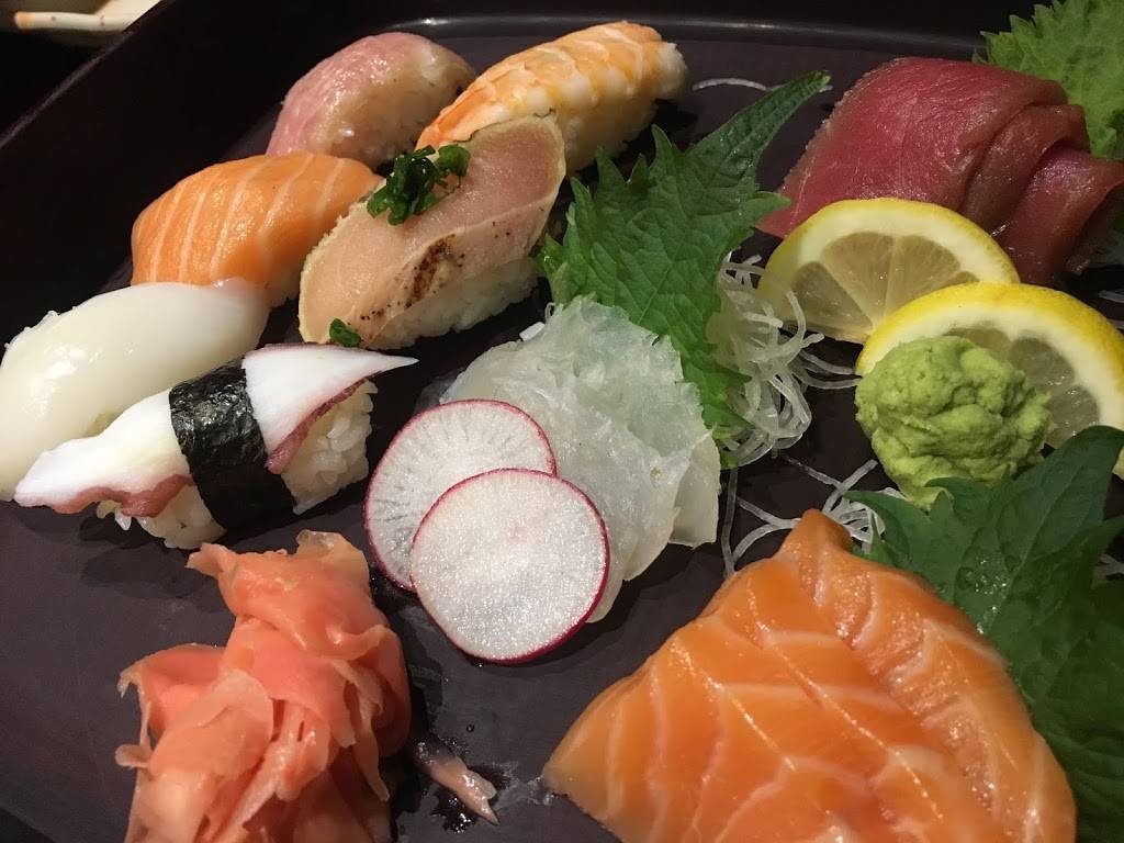 Nakashima of Japan | restaurant | 2200 Holmgren Way, Green Bay, WI 54304, USA | 9204944103 OR +1 920-494-4103