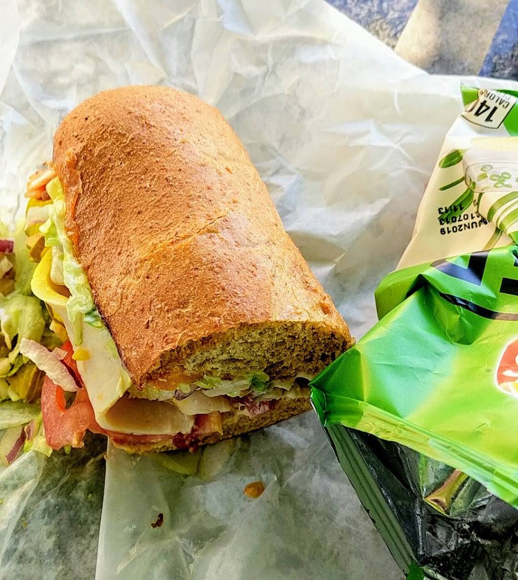 Fresh Sub & Indian Snacks | restaurant | 315 Deaderick St, Nashville, TN 37238, USA | 6156687358 OR +1 615-668-7358