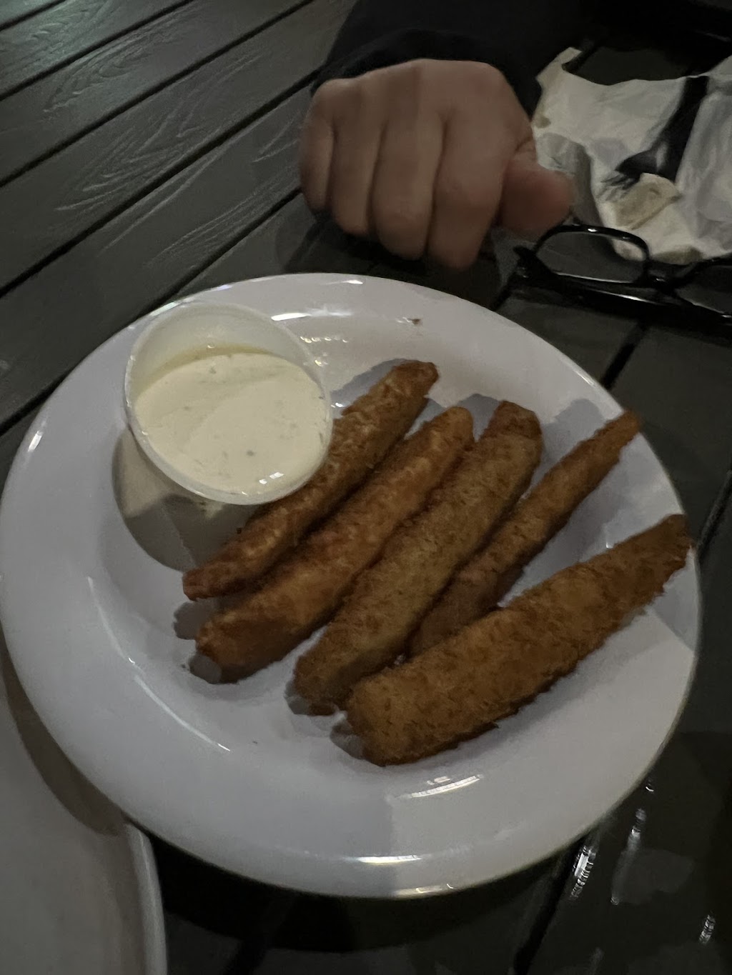 Shueys | restaurant | 1158 Club Rd NE, Cedar Rapids, IA 52404, USA | 3198482220 OR +1 319-848-2220