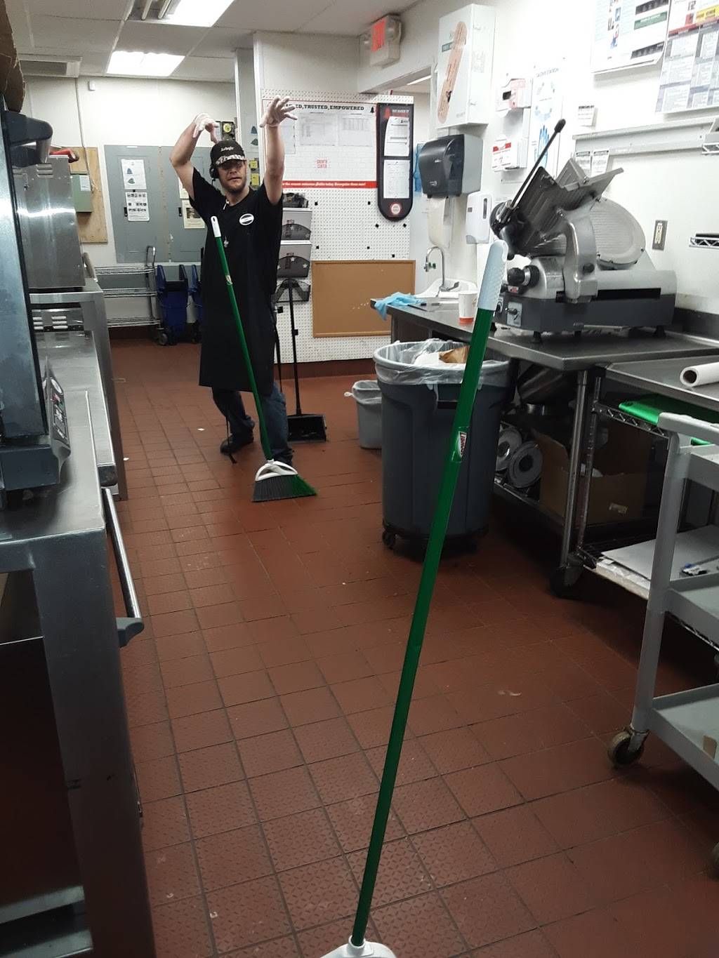 Arbys | meal takeaway | 706 11th St SW, Spencer, IA 51301, USA | 7122624960 OR +1 712-262-4960