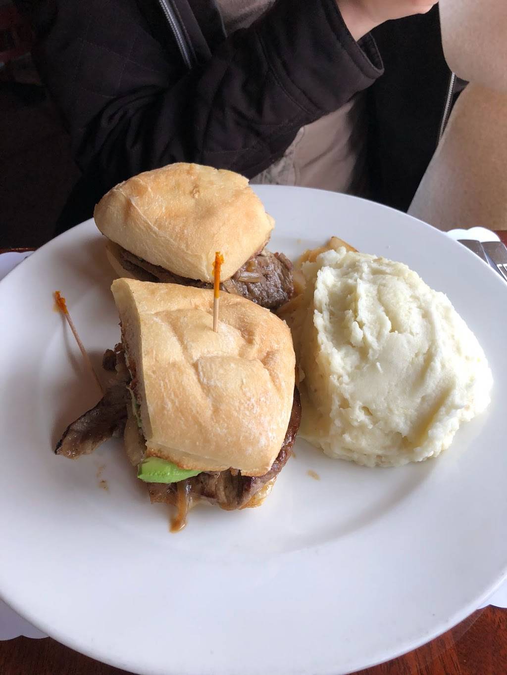 Westside Grill | restaurant | 8080 Santa Teresa Blvd #100, Gilroy, CA 95020, USA | 4088473800 OR +1 408-847-3800