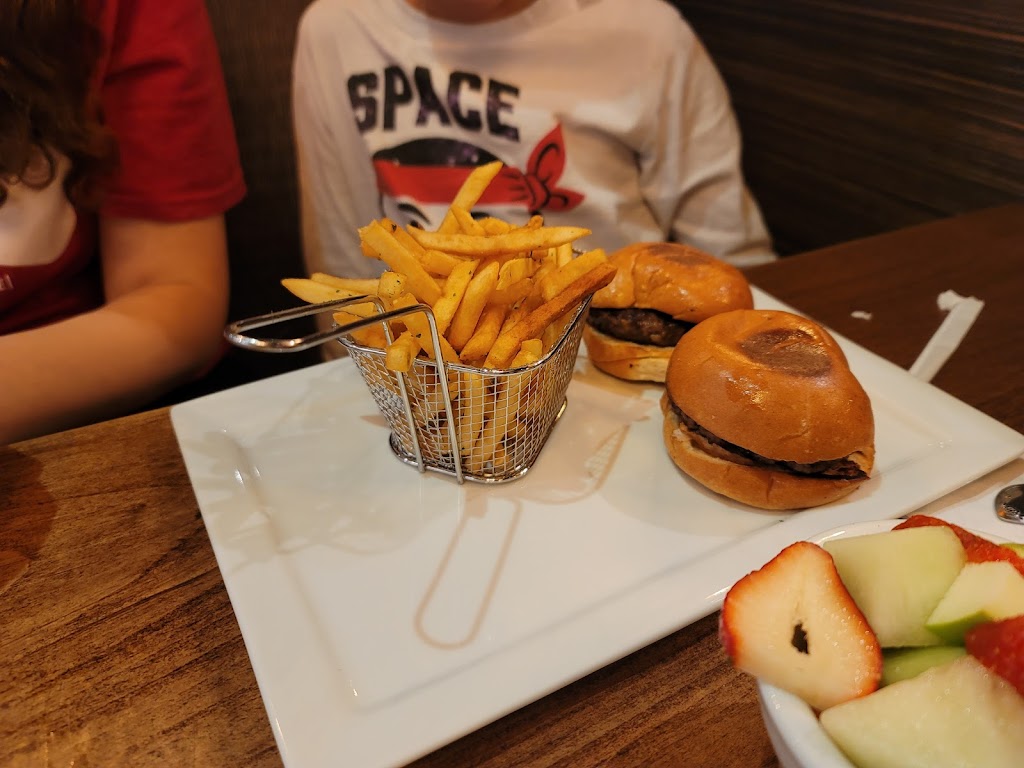 The Grille by Toasted Bun | restaurant | 801 N Central Ave, Glendale, CA 91203, USA | 8183965119 OR +1 818-396-5119