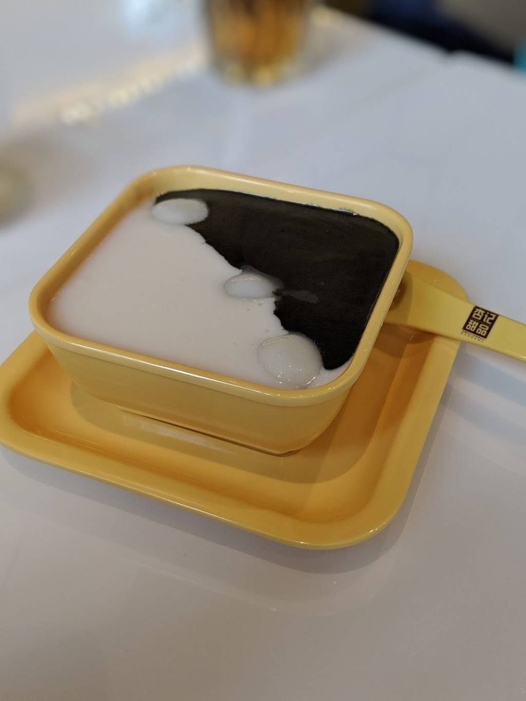 Sweethoney Dessert | restaurant | 10815 N Wolfe Rd, Cupertino, CA 95014, USA | 4086109410 OR +1 408-610-9410