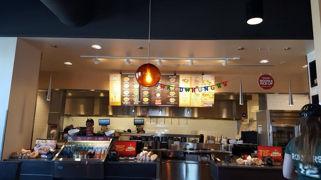 Noodles and Company | restaurant | 1310 Miller Park Way, Milwaukee, WI 53214, USA | 4145095192 OR +1 414-509-5192