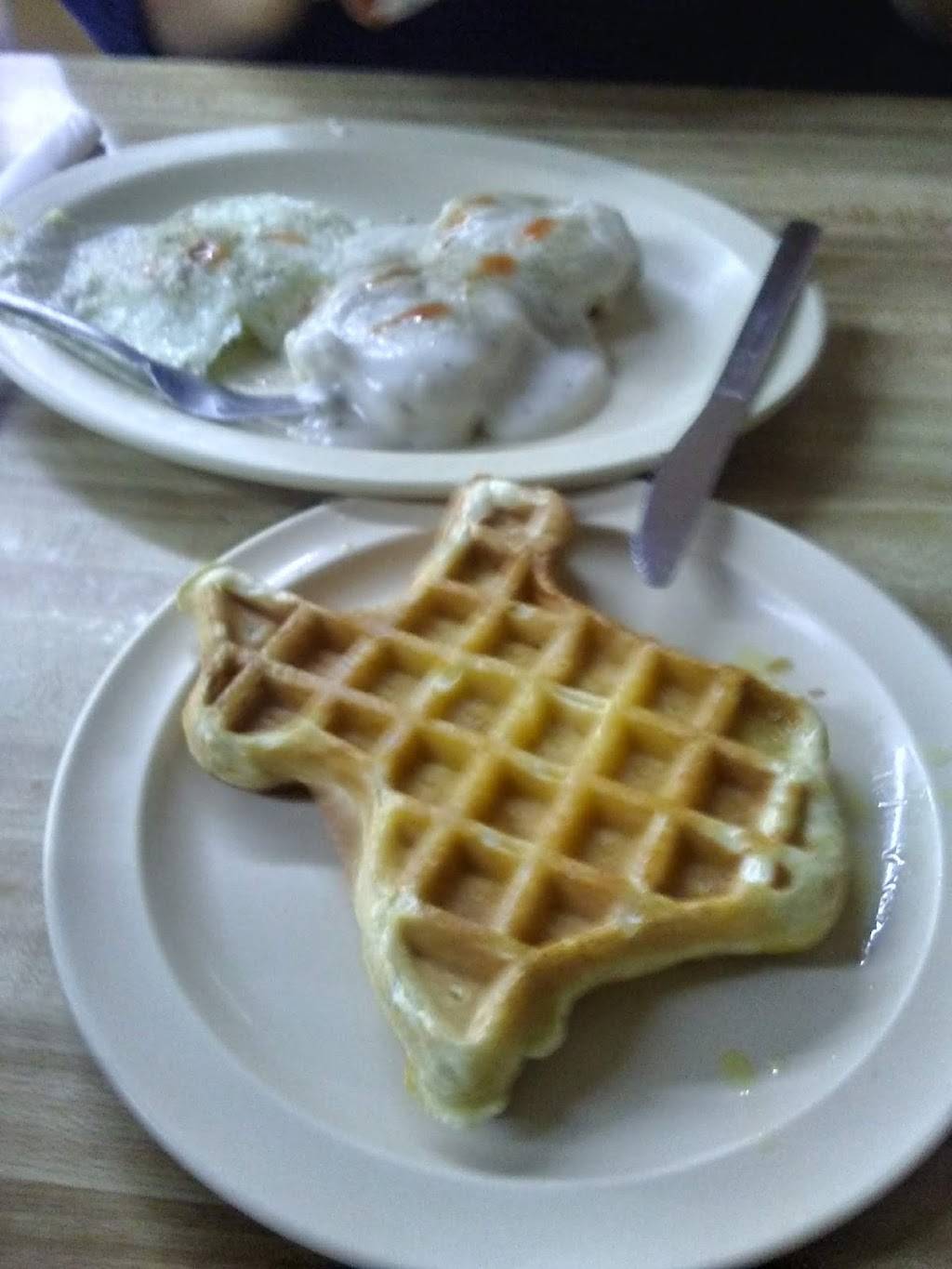 Miss. Mollies Diner | restaurant | 201 San Antonio Rd, Alto, TX 75925, USA | 9368581001 OR +1 936-858-1001