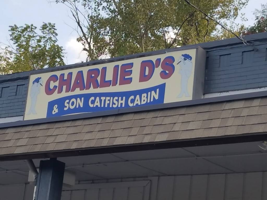 Charlie Ds & Son Catfish | restaurant | 3123 Swope Pkwy, Kansas City, MO 64130, USA | 8169243474 OR +1 816-924-3474