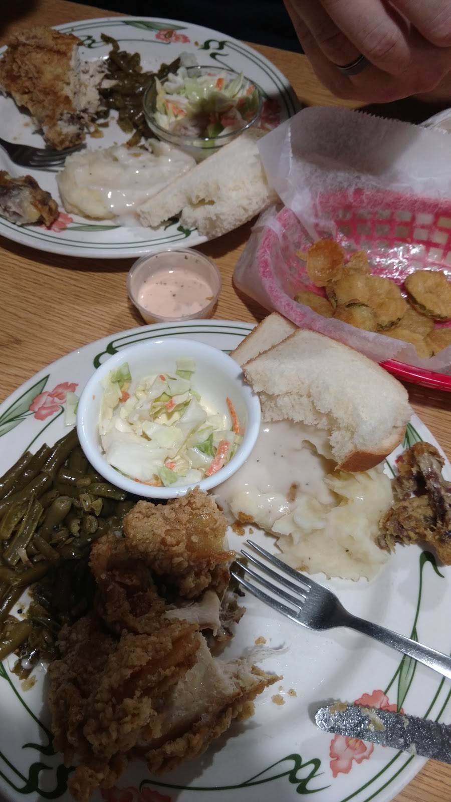 Cozy Corner Restaurant | restaurant | 4950 KY-52, Loretto, KY 40037, USA | 2708654488 OR +1 270-865-4488