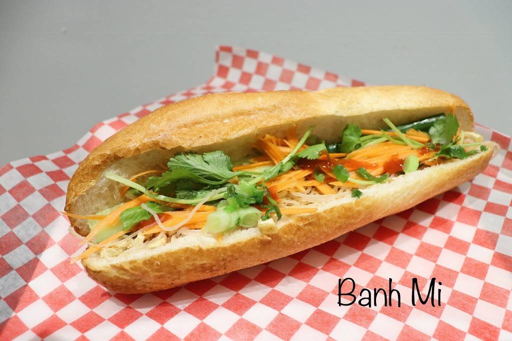 Sapa | restaurant | 4074 Boul St-Laurent, Montréal, QC H2W 1Y9, Canada | 4382902865 OR +1 438-290-2865