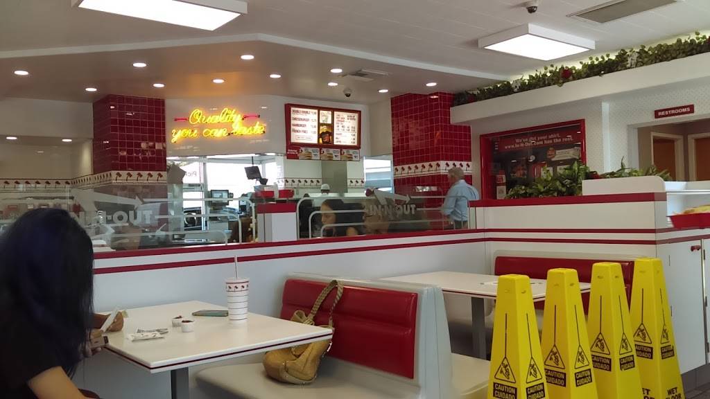 In-N-Out Burger | restaurant | 7691 E Carson St, Long Beach, CA 90808, USA | 8007861000 OR +1 800-786-1000