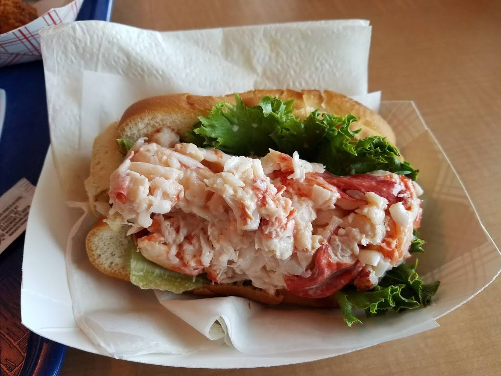Harraseeket Lunch and Lobster Company | restaurant | 36 Main St, South Freeport, ME 04078, USA | 2078653535 OR +1 207-865-3535