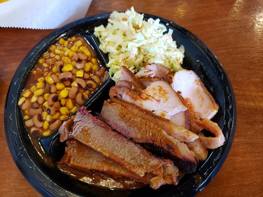 Whitners Barbecue | restaurant | 869 Lynnhaven Pkwy #106, Virginia Beach, VA 23452, USA | 7576898215 OR +1 757-689-8215