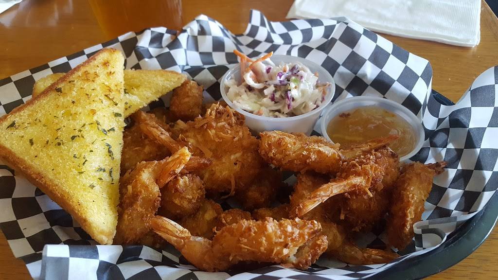 Trina & Rons Place | restaurant | 45 NE Skipanon Dr, Warrenton, OR 97146, USA | 5038618200 OR +1 503-861-8200