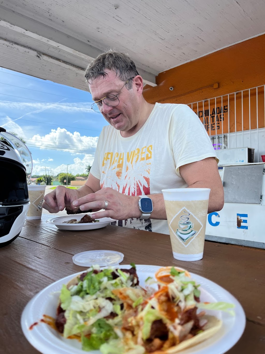 lopez cafe | restaurant | 572 E Canal St S, Belle Glade, FL 33430, USA | 5619838369 OR +1 561-983-8369