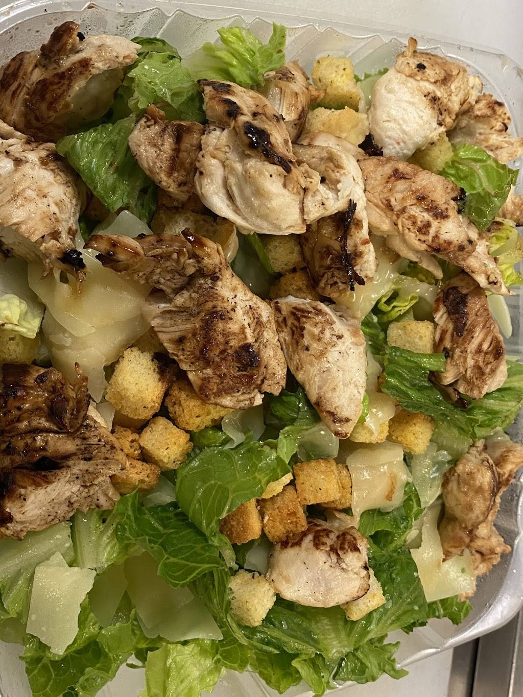 Haps Famous Roast Beef Subs | restaurant | 2222 Lafayette Rd #3, Portsmouth, NH 03801, USA | 6033738455 OR +1 603-373-8455