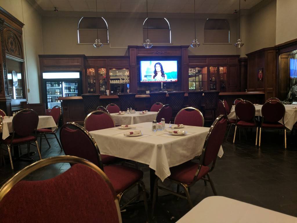 Wawel Royal Castle Polish Bar & Restaurant | restaurant | 2975 E Maple Rd, Troy, MI 48083, USA | 2486893636 OR +1 248-689-3636