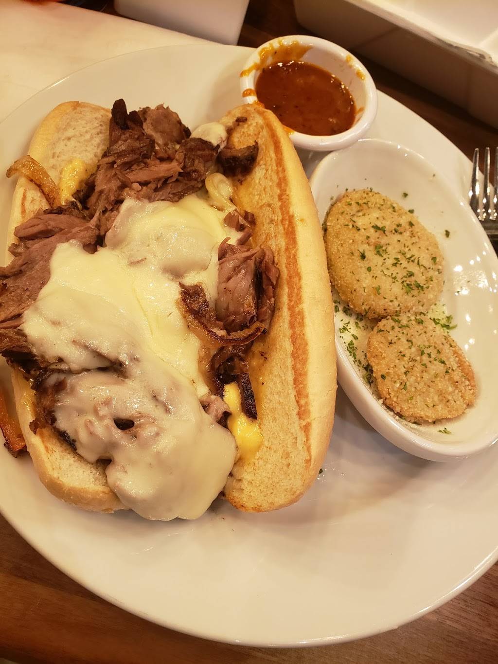 Smokey Bones | restaurant | 6690 E State St, Rockford, IL 61108, USA | 8155161291 OR +1 815-516-1291