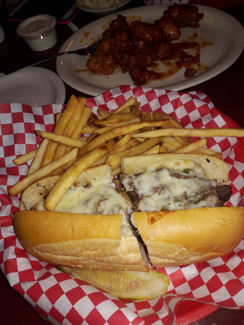 Parkway House Family Restaurant | restaurant | 5821 E W.T. Harris Blvd, Charlotte, NC 28215, USA | 7045631323 OR +1 704-563-1323