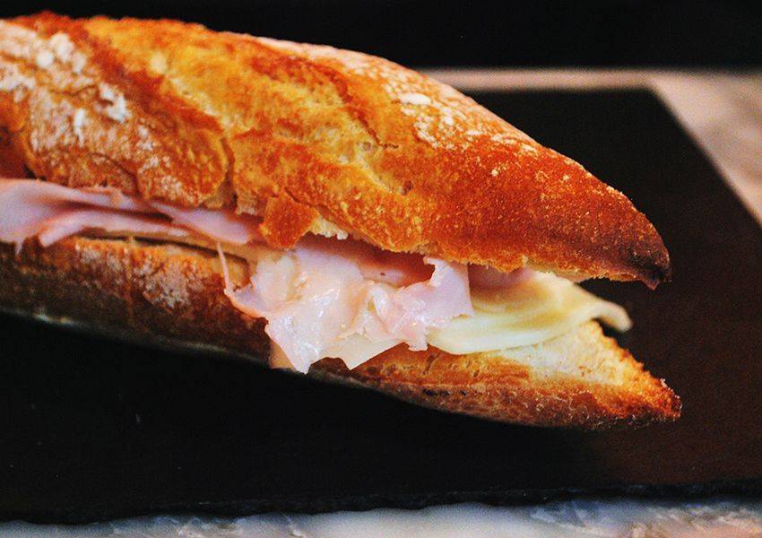 Tarboosh Mediterranean Cuisine | restaurant | 117 Franklin St, Clarksville, TN 37040, USA | 9318962112 OR +1 931-896-2112