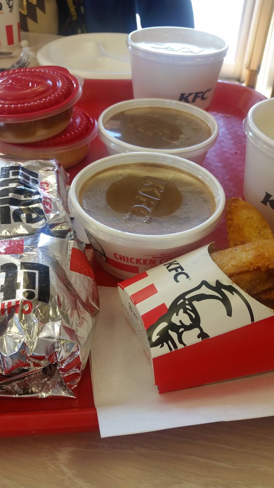 KFC | restaurant | 1233 National Hwy, La Vale, MD 21502, USA | 3017298025 OR +1 301-729-8025