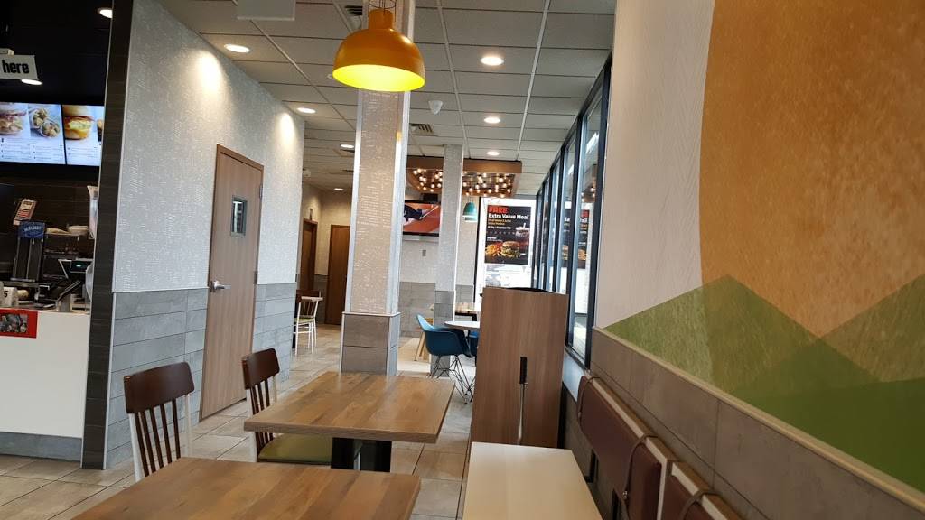 McDonalds | cafe | 14860 Michigan Ave, Dearborn, MI 48126, USA | 3135822614 OR +1 313-582-2614