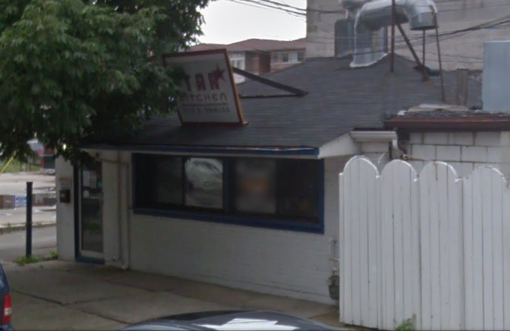 Star Kitchen | restaurant | 3110 S Shields Ave, Chicago, IL 60616, USA | 3126313795 OR +1 312-631-3795