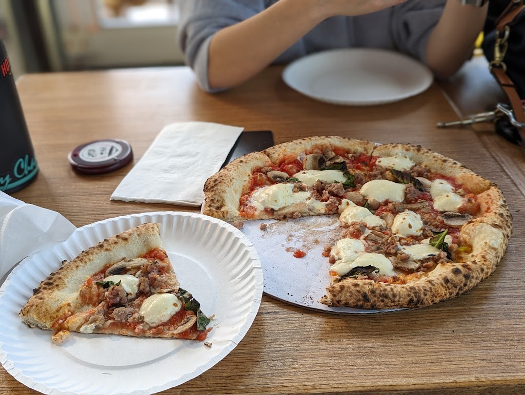 Amore Neapolitan Pizzeria at Tin Can Alley | restaurant | 6110 Alameda Blvd NE space 3, Albuquerque, NM 87113, USA | 5052080820 OR +1 505-208-0820