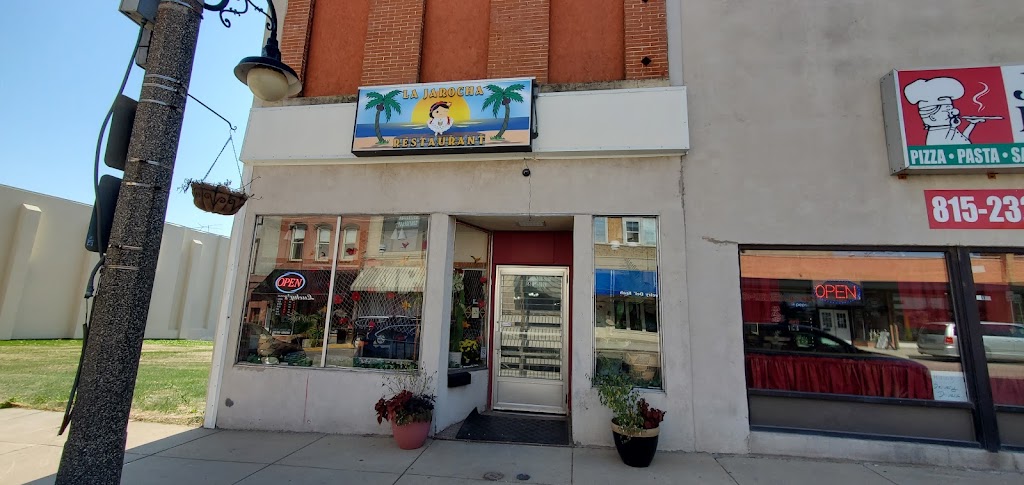 La Jarocha | restaurant | 21 W Stephenson St, Freeport, IL 61032, USA | 8156168634 OR +1 815-616-8634
