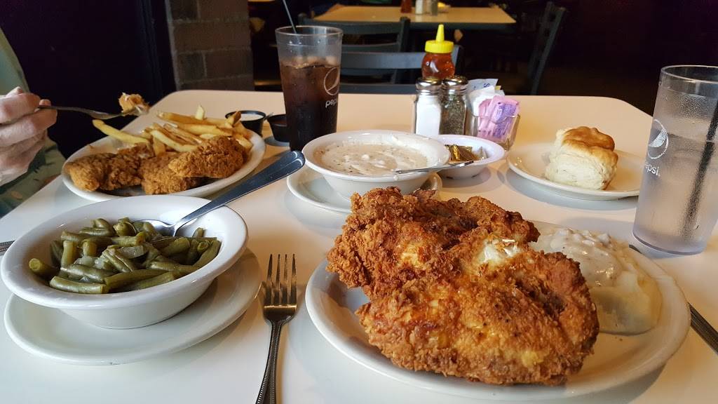 Rcs Restaurant & Lounge | restaurant | 330 E 135th St, Kansas City, MO 64145, USA | 8169424999 OR +1 816-942-4999