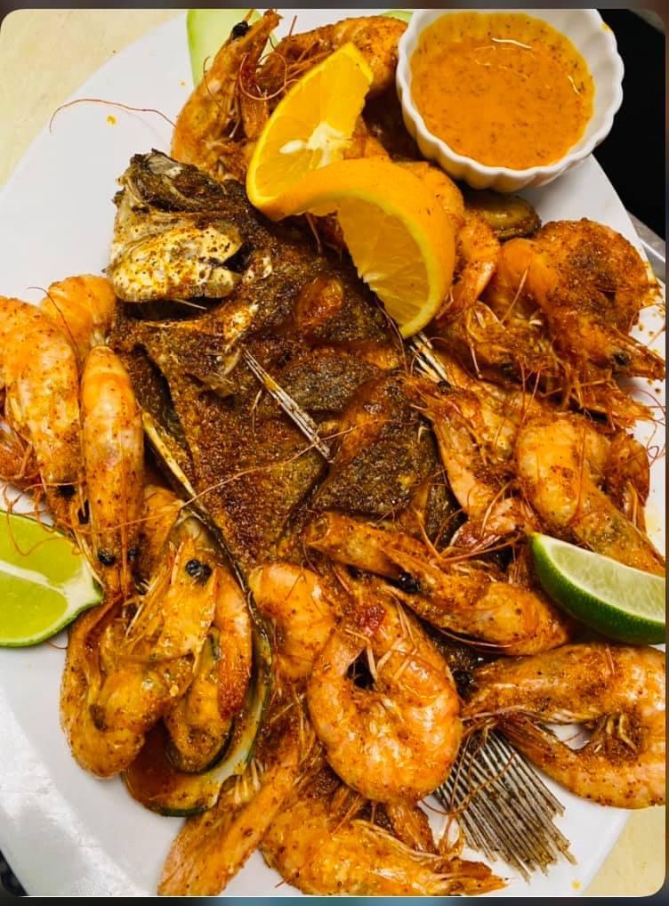 Hacienda Chivolin | restaurant | 5110 W Loomis Rd, Greendale, WI 53129, USA | 4143347769 OR +1 414-334-7769