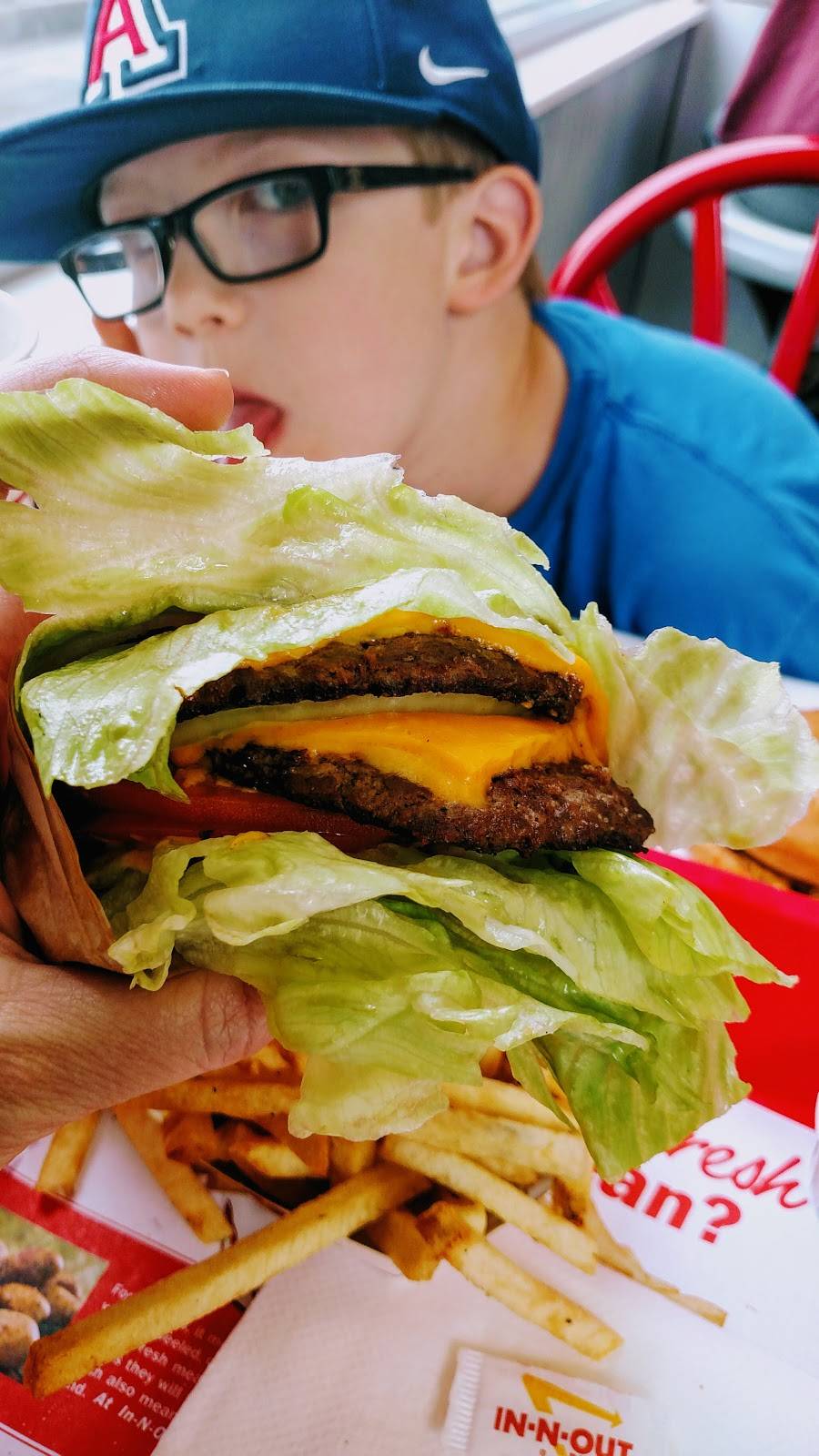 In-N-Out Burger | restaurant | 21001 N Tatum Blvd, Phoenix, AZ 85050, USA | 8007861000 OR +1 800-786-1000