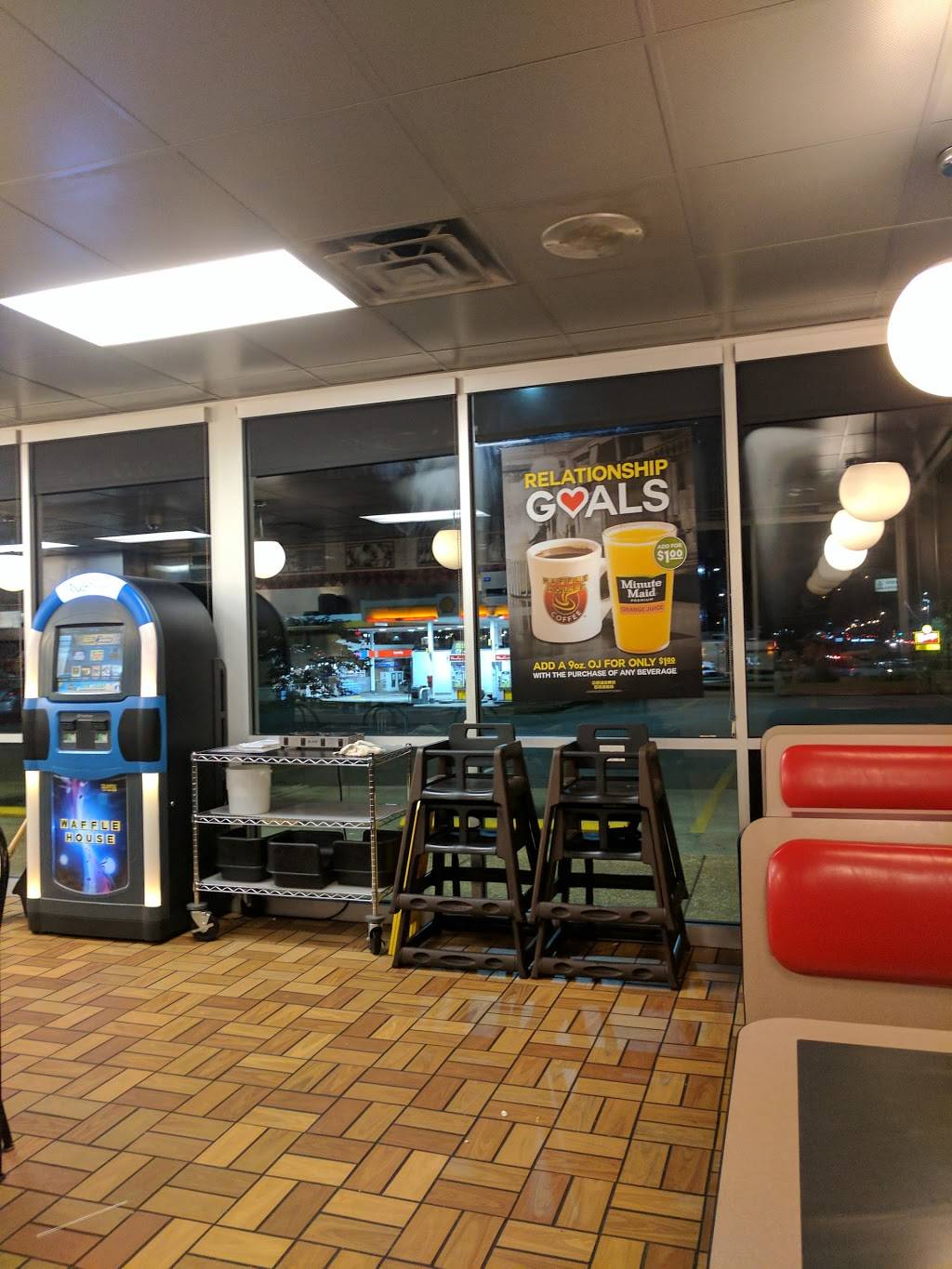 Waffle House | meal takeaway | 315 Wolverine Trail, Smyrna, TN 37167, USA | 6153554243 OR +1 615-355-4243