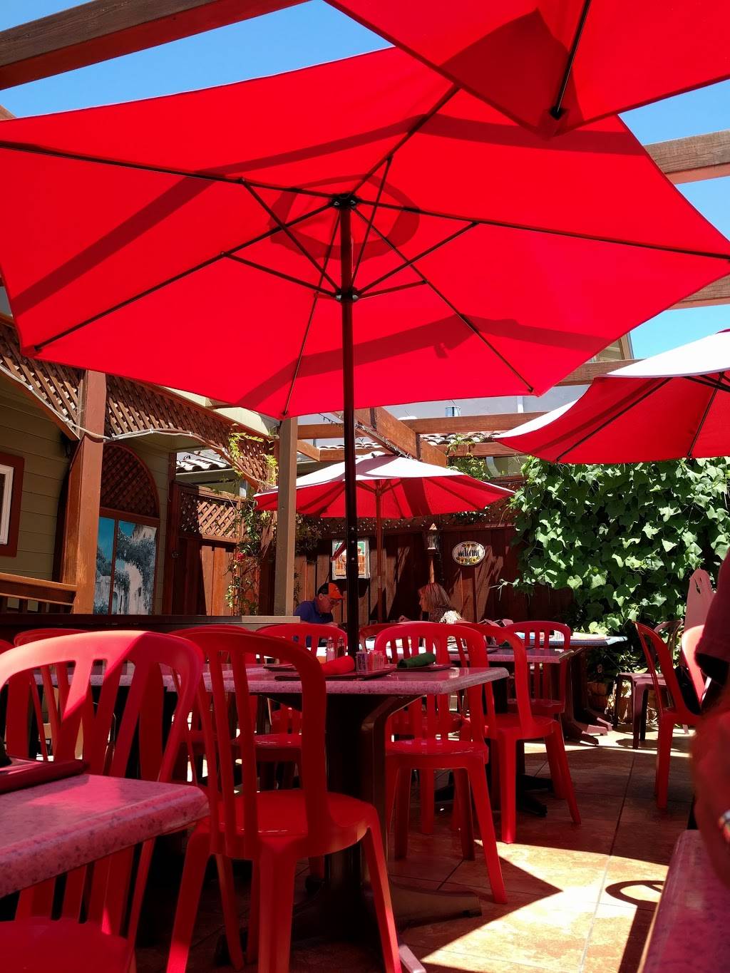 Spanishtown Mexican Restaurant | restaurant | 515 Church St, Half Moon Bay, CA 94019, USA | 6507267357 OR +1 650-726-7357