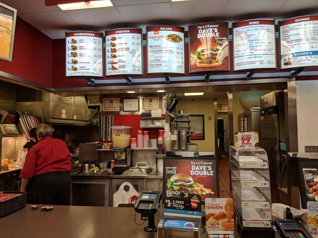 Wendys | restaurant | 3309 Center Rd, Brunswick, OH 44212, USA | 3302253979 OR +1 330-225-3979
