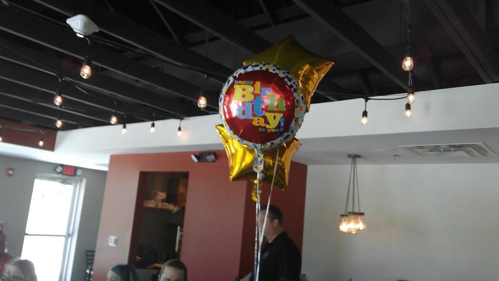 Mason Jar Brews and Burgers | restaurant | 941 N 74 Dr, Kansas City, KS 66112, USA | 9132428165 OR +1 913-242-8165