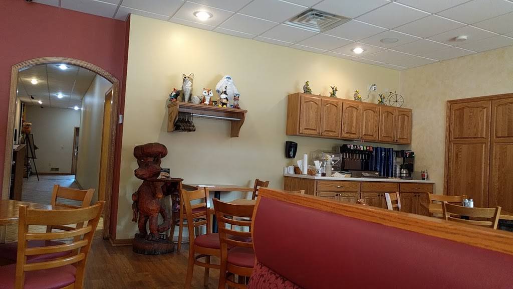 Foxs Pizza Den | restaurant | 144 N Broad St, Ridgway, PA 15853, USA | 8147762189 OR +1 814-776-2189