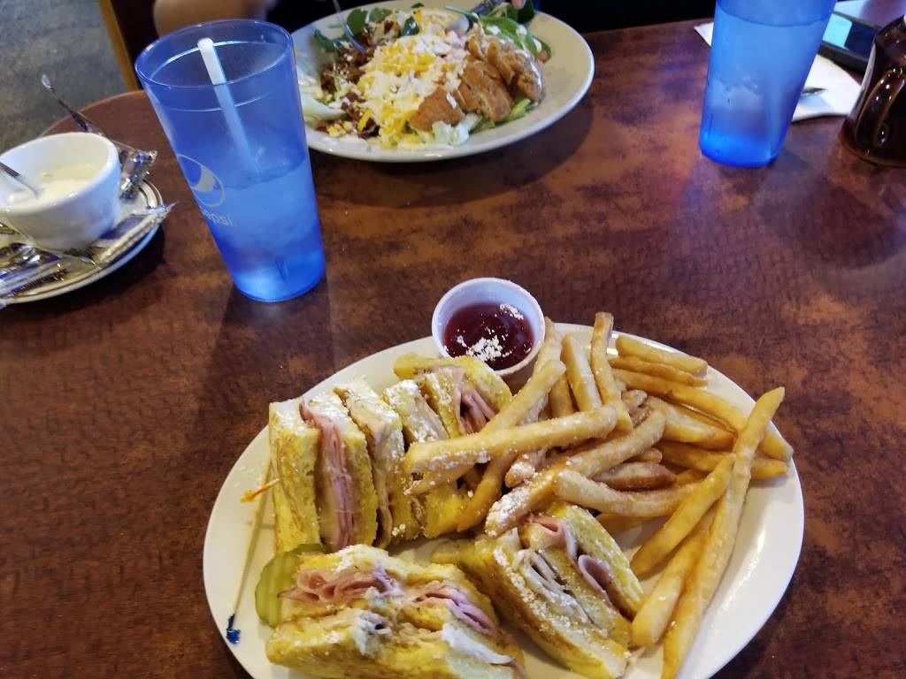 McCoys Restaurant | restaurant | 4855 Federal Blvd, Denver, CO 80221, USA | 3034339511 OR +1 303-433-9511