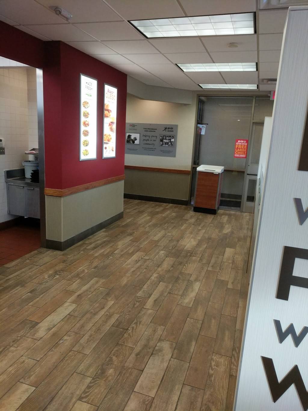 Wendys | restaurant | 1695 E Grand River Ave, Portland, MI 48875, USA | 5176474273 OR +1 517-647-4273