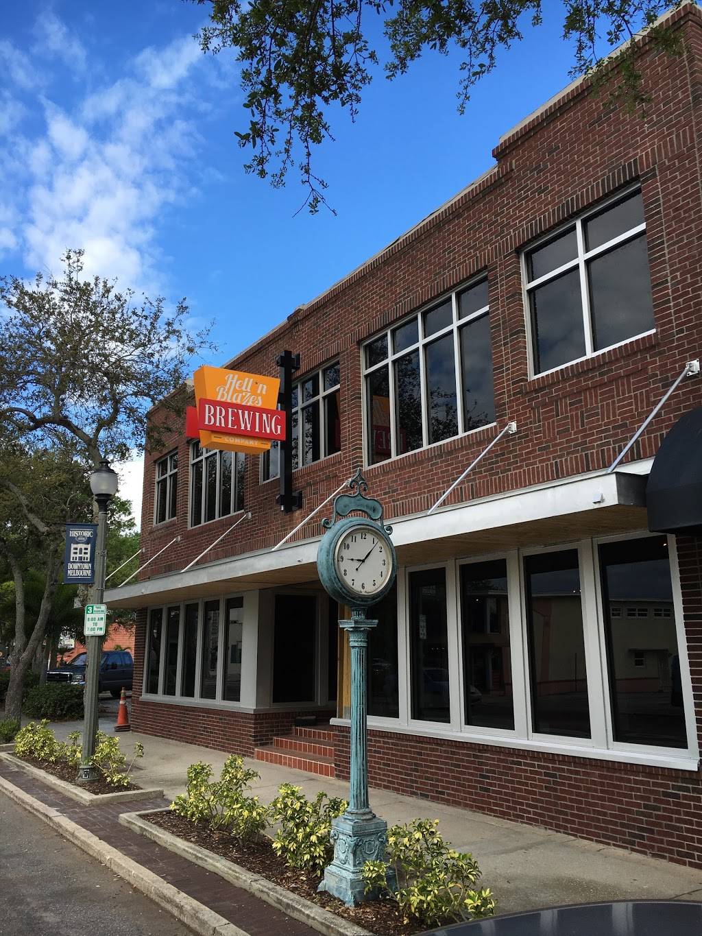 Hell n Blazes Brewing Company | restaurant | 1002 E New Haven Ave, Melbourne, FL 32901, USA | 3218214052 OR +1 321-821-4052
