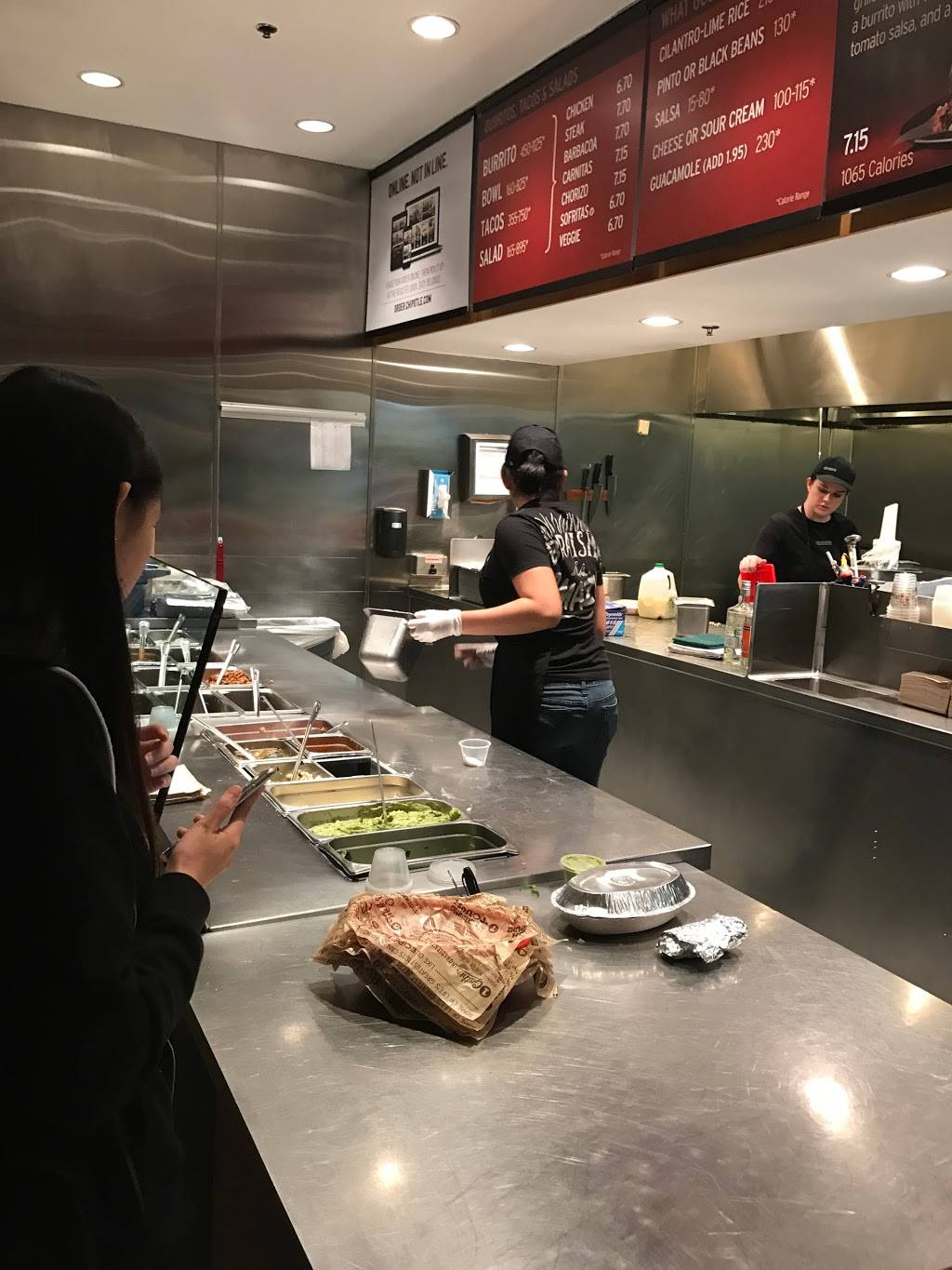 Chipotle Mexican Grill | restaurant | 8657 Villa La Jolla Dr Ste 209, La Jolla, CA 92037, USA | 8585541866 OR +1 858-554-1866