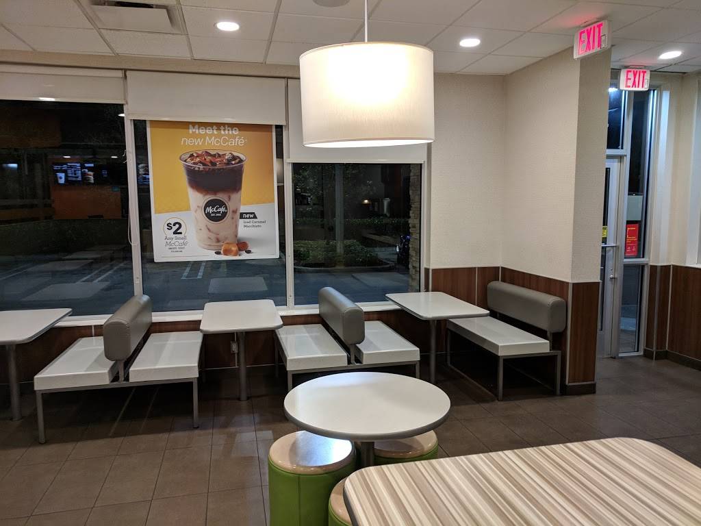 McDonalds | cafe | 15710 SW 56th St, Miami, FL 33193, USA | 3053831447 OR +1 305-383-1447
