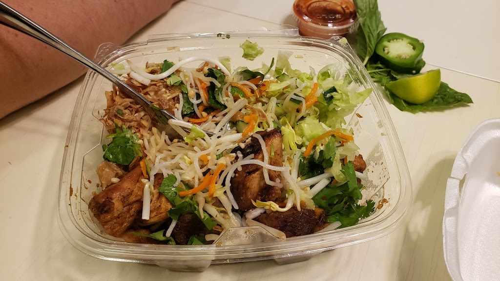 Pho Mi 2Go | restaurant | 17010 W Dixie Hwy, North Miami Beach, FL 33160, USA | 7869162790 OR +1 786-916-2790