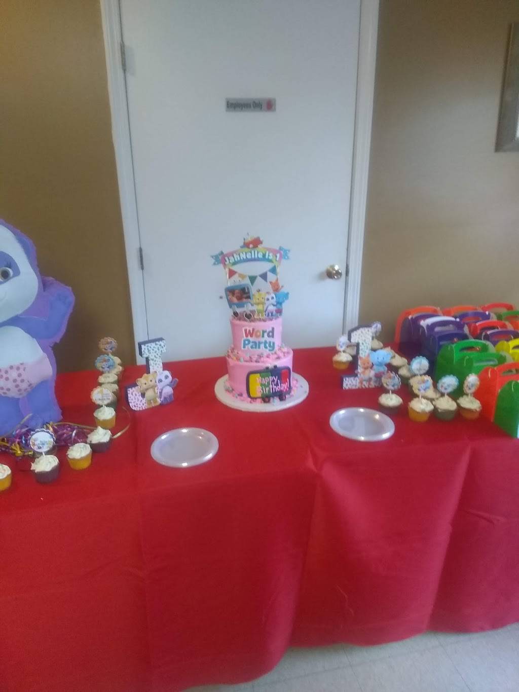 Frog Pond Restaurant | restaurant | 200 Franklinton St, Tylertown, MS 39667, USA | 6018765983 OR +1 601-876-5983