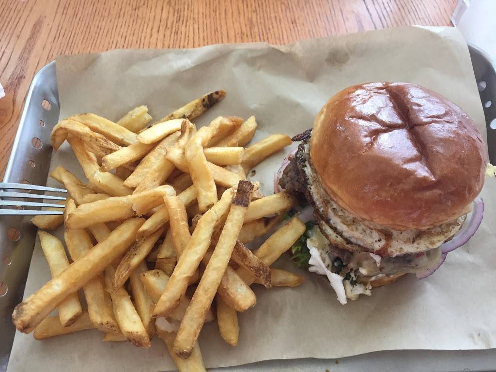 Chilis Grill & Bar | restaurant | 200 West Terminal Dr, Fort Lauderdale, FL 33315, USA | 9543591500 OR +1 954-359-1500