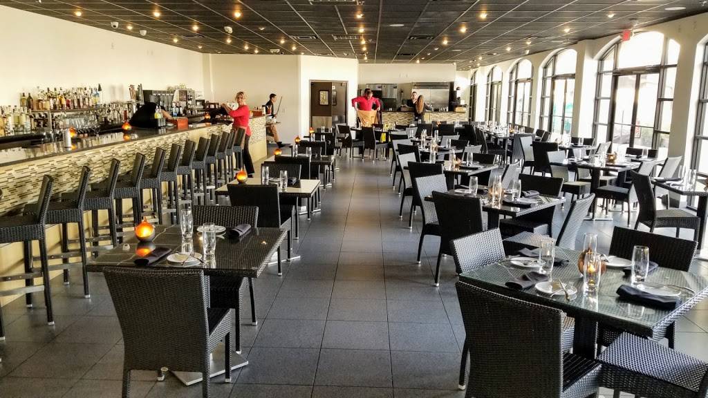 Ember & Oak | restaurant | 712 E New Haven Ave, Melbourne, FL 32901, USA | 3217226285 OR +1 321-722-6285