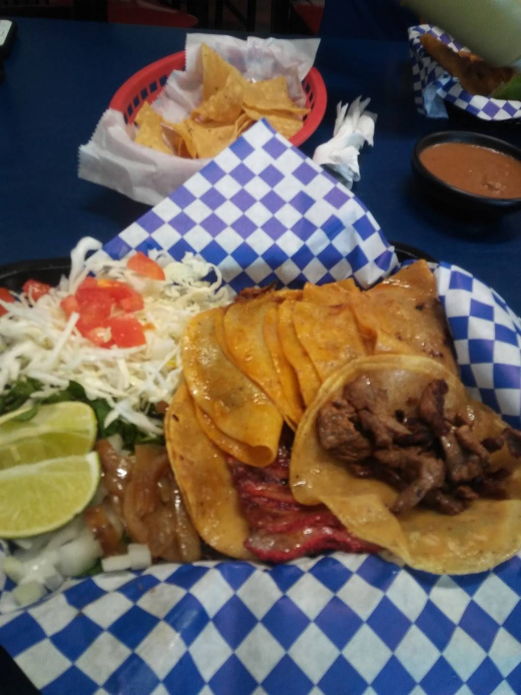 Taqueria La Victoria | restaurant | 2851 S Westmoreland Rd, Dallas, TX 75233, USA | 2143316320 OR +1 214-331-6320