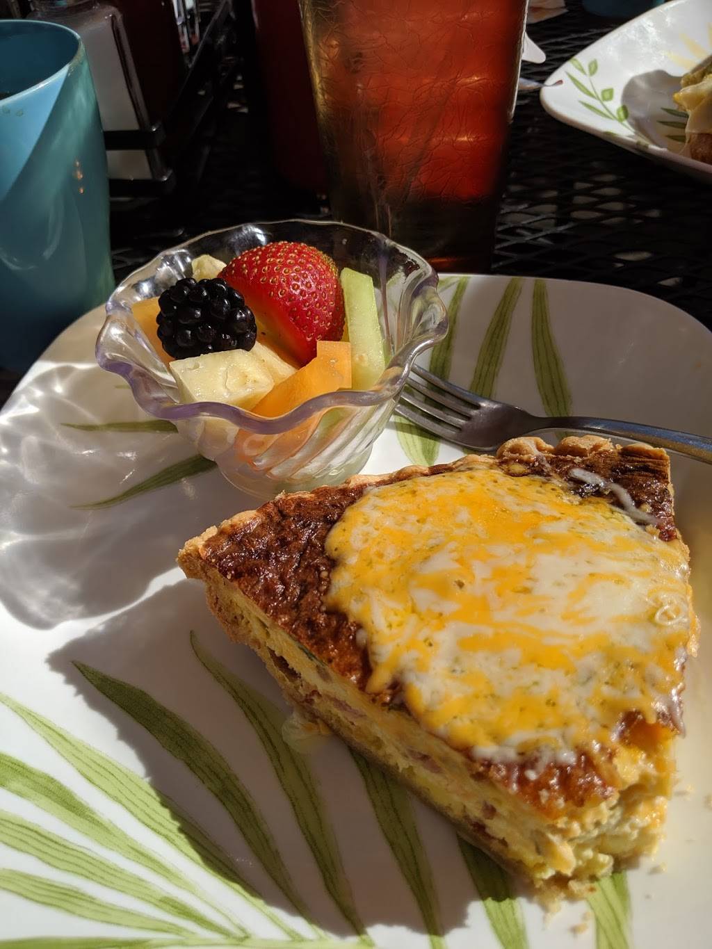 Crawfords Kitchen | restaurant | 542 Starkweather St, Plymouth, MI 48170, USA | 7344545724 OR +1 734-454-5724